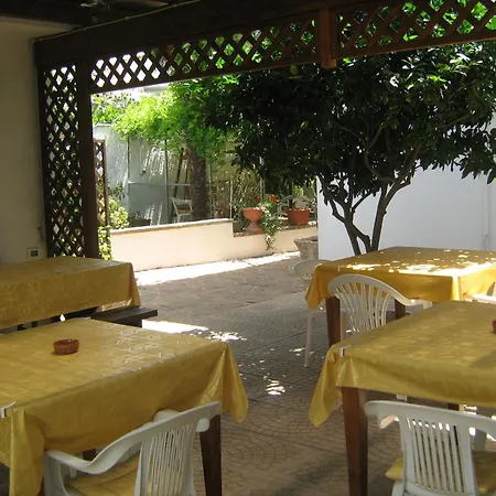 Bed & Breakfast L'oasi *