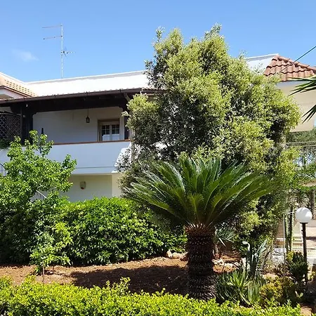 Bed & Breakfast L'oasi 3*